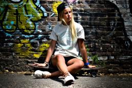 womens clothing 4forty photocredit lisboa ind ruujV5lGSIw unsplash uai