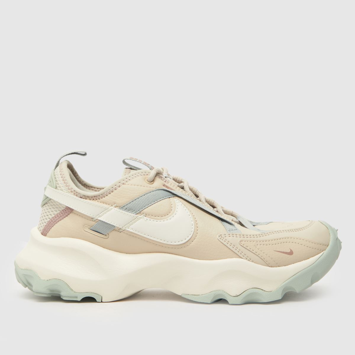 Nike Tc 7900 Prm Trainers in Pale Pink