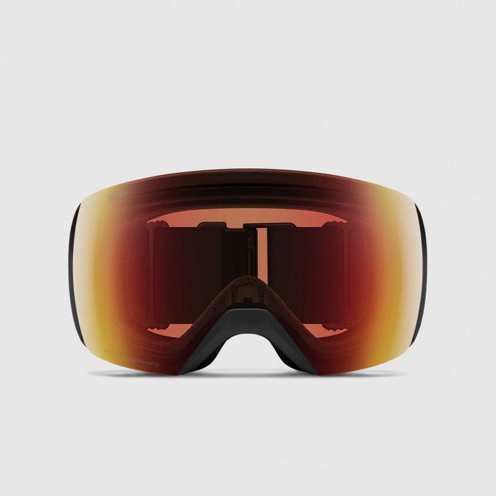 Smith Skyline XL Black / ChromaPop Pro Photochromic Red Mirror - Black