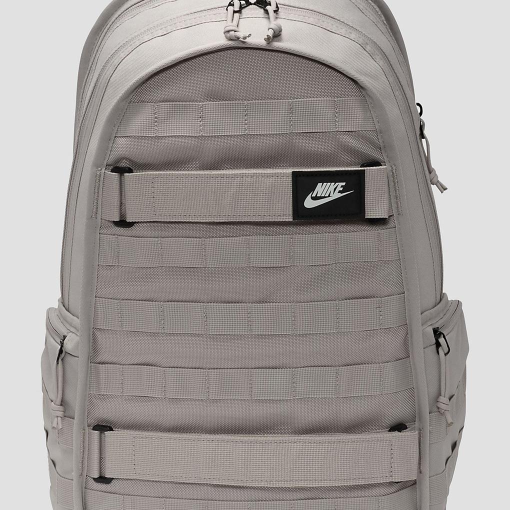 Nike Sportswear Rpm 26L Backpack sum wht