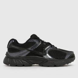 Nike V5 RNR Trainers in Black