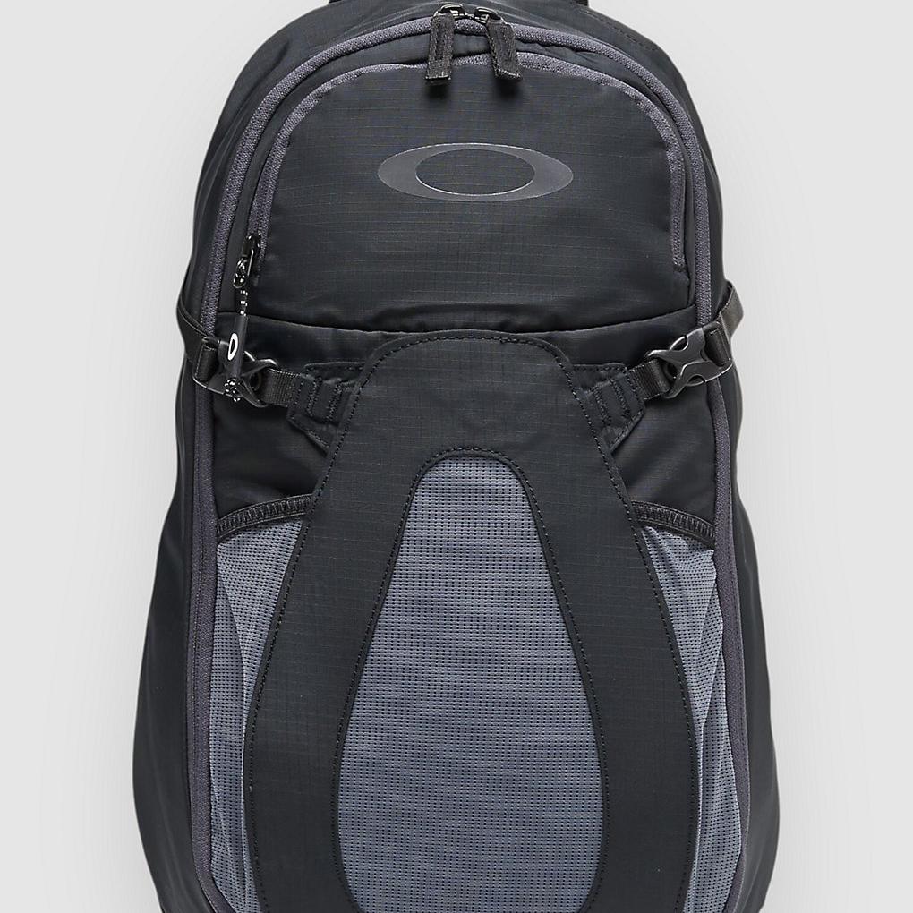 Oakley Seeker Traverse Rc Hydra Backpack blackout 6 Oakley Seeker Traverse Rc Hydra Backpack blackout